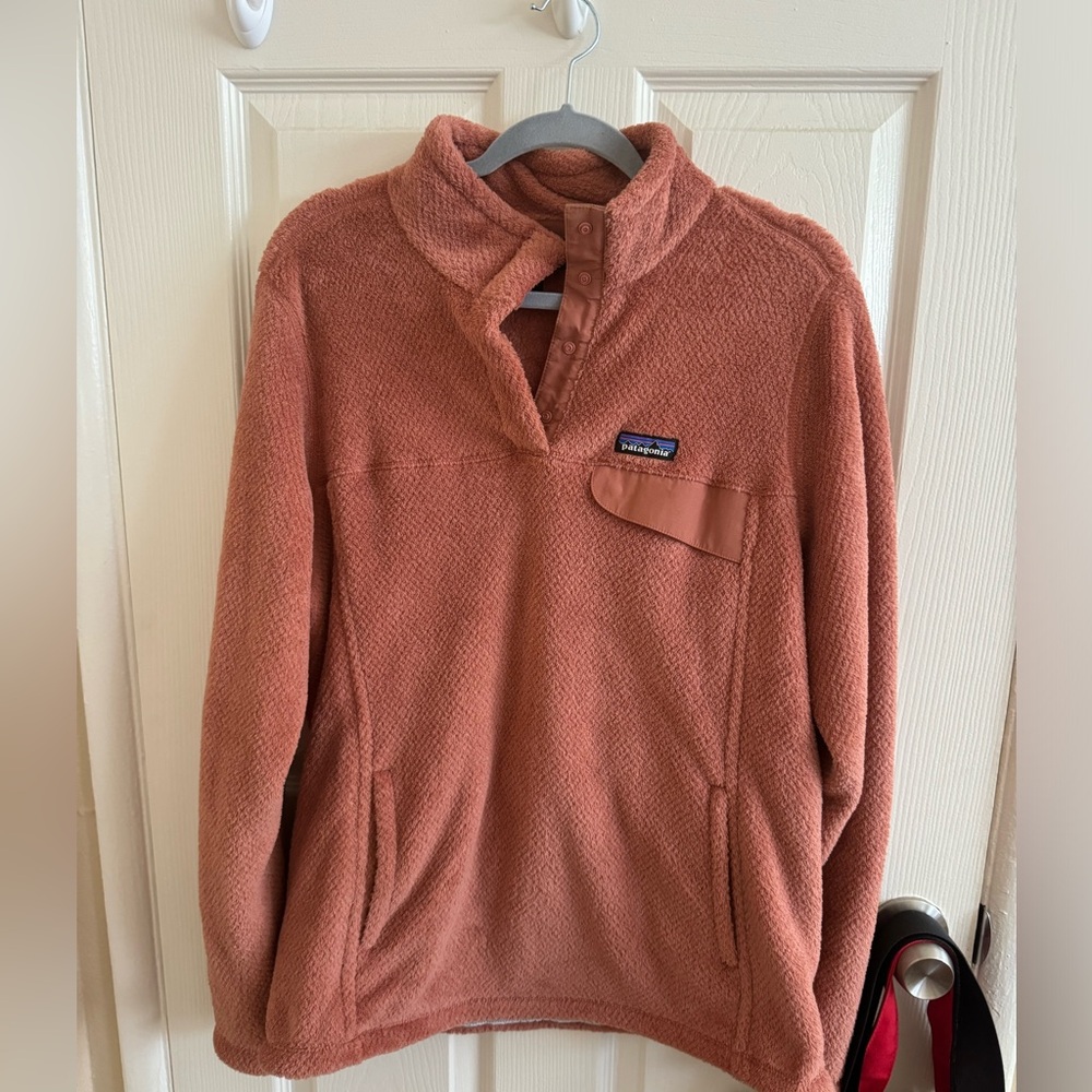 Patagonia Women’s snap pull over